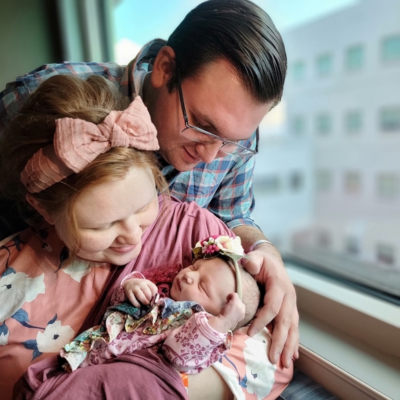 Meet your Posher, Julianne - Picture 2 of 12